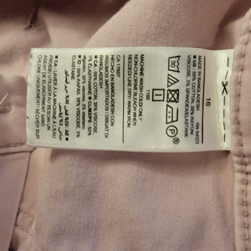 Old Navy Pixie Pants Size 16 - Picture 4 of 7
